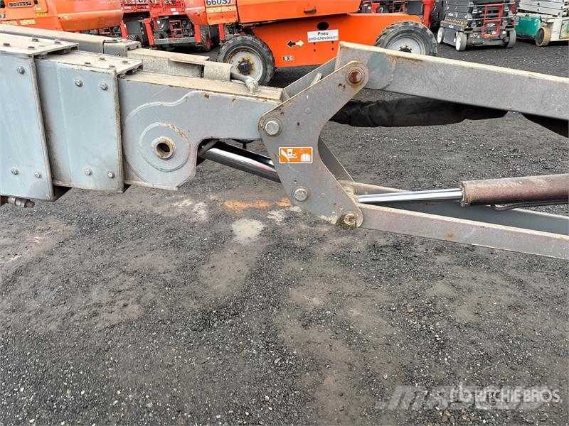 SkyJack SJ86T 4WD Diesel Telescopic Boom Lift Teleskopbühnen