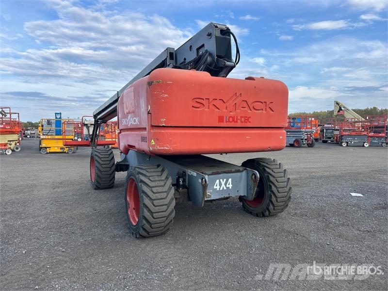 SkyJack SJ86T 4WD Diesel Telescopic Boom Lift Teleskopiskie pacēlāji