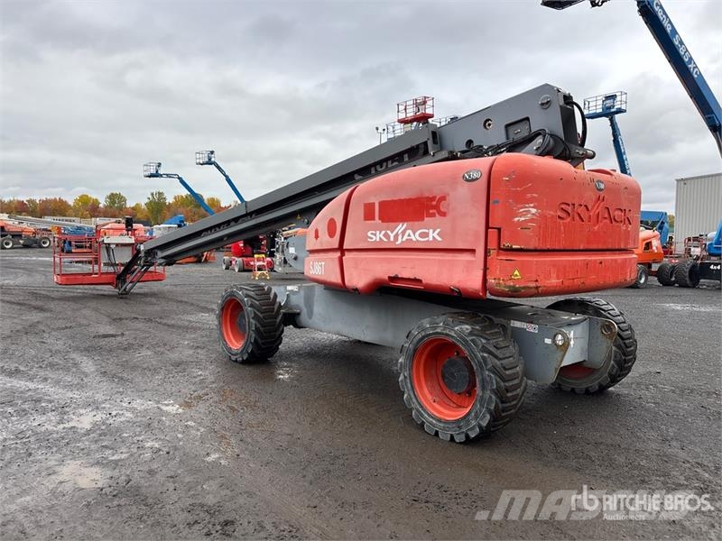 SkyJack SJ86T 4WD Diesel Telescopic Boom Lift Telescopic boom lifts