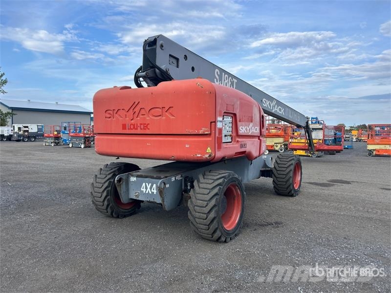 SkyJack SJ86T 4WD Diesel Telescopic Boom Lift Teleskopiskie pacēlāji