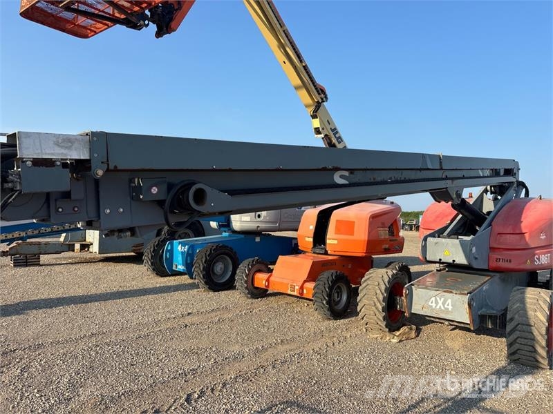 SkyJack SJ86T 4WD Diesel Telescopic Boom Lift Telescopic boom lifts