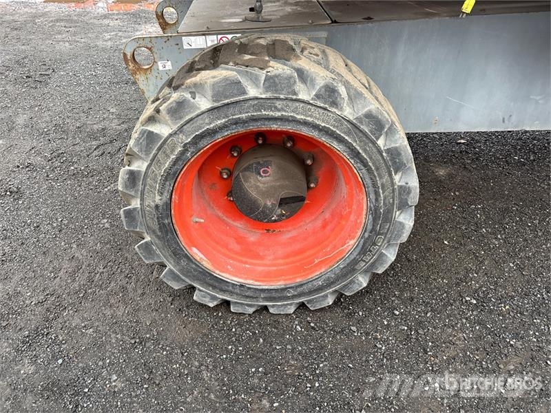 SkyJack SJ86T 4WD Diesel Telescopic Boom Lift Teleskopbühnen
