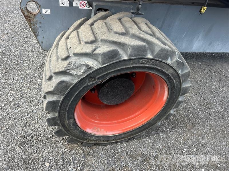 SkyJack SJ86T 4WD Diesel Telescopic Boom Lift Teleskopiskie pacēlāji