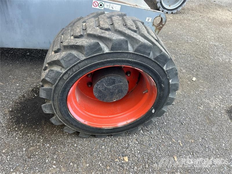 SkyJack SJ86T 4WD Diesel Telescopic Boom Lift Teleskopiskie pacēlāji