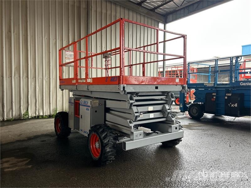 SkyJack SJ8831 Škaraste platforme