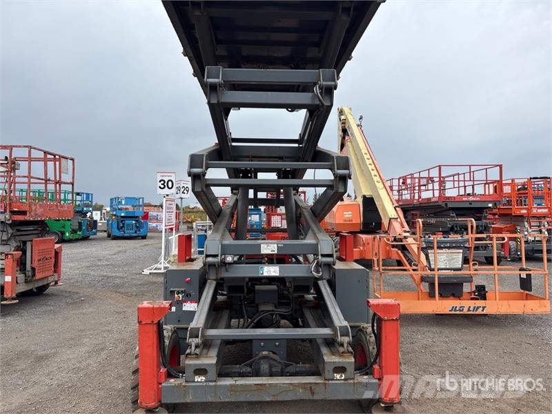 SkyJack SJ8841 RT Škaraste platforme