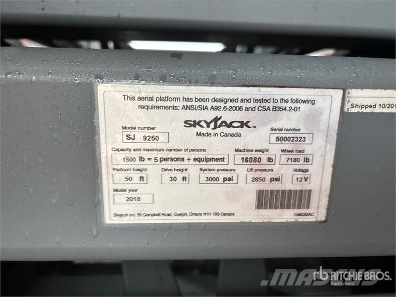 SkyJack SJ9250 RT Piattaforme a pantografo