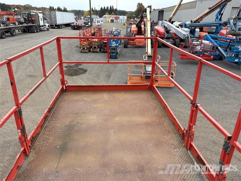 SkyJack SJ9250 RT Škaraste platforme