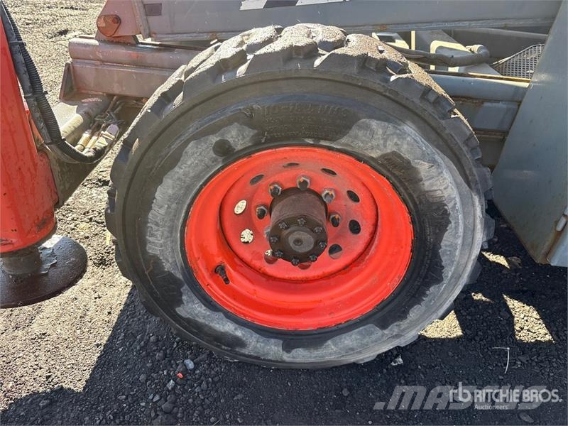 SkyJack SJ9250 RT Šķerveida pacēlāji