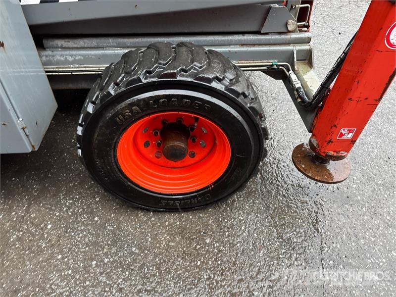 SkyJack SJ9250 RT Piattaforme a pantografo