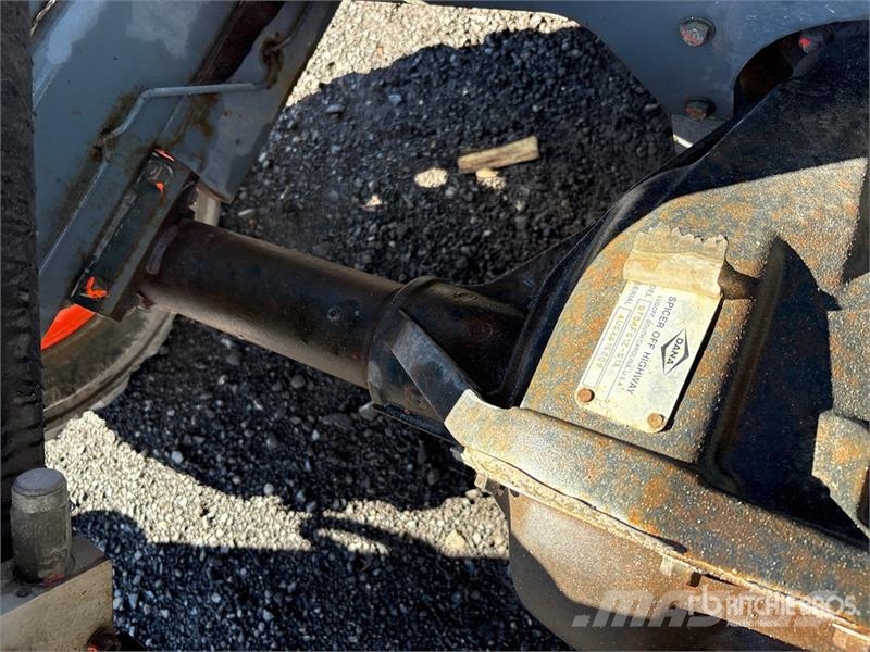 SkyJack SJ9250 RT Šķerveida pacēlāji