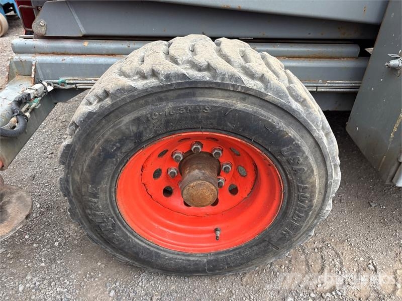 SkyJack SJ9250 RT Škaraste platforme
