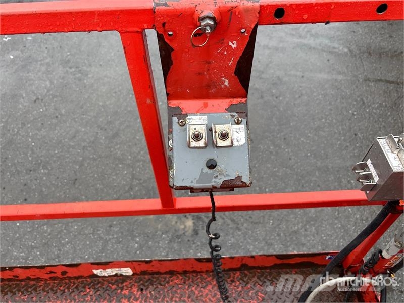 SkyJack SJ9250 RT Piattaforme a pantografo