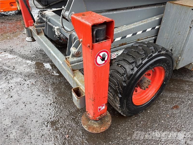SkyJack SJ9250 RT Scheren-Arbeitsbühnen