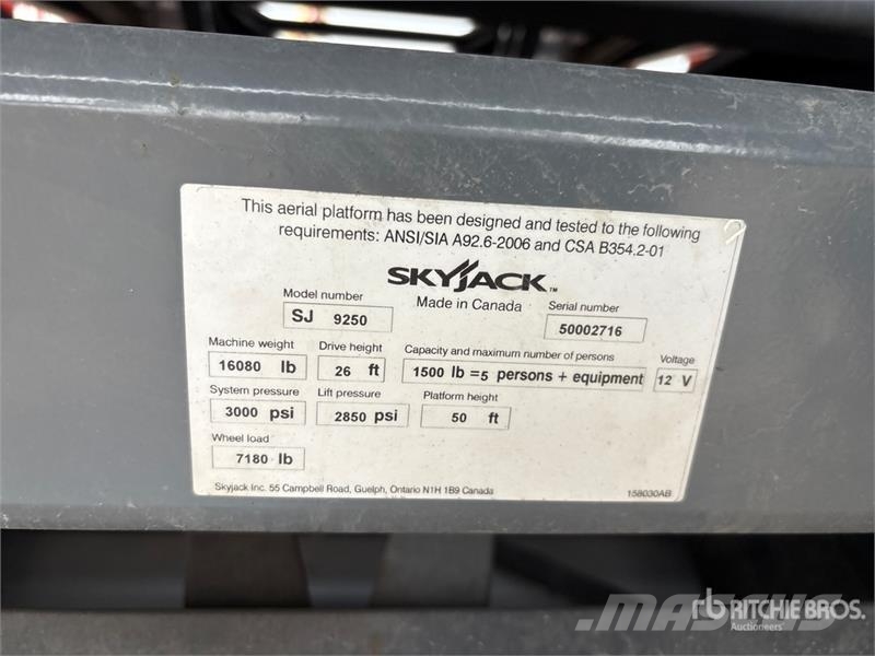 SkyJack SJ9250 RT Škaraste platforme