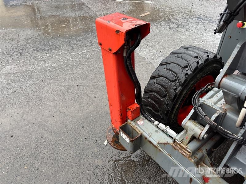 SkyJack SJ9250 RT Piattaforme a pantografo