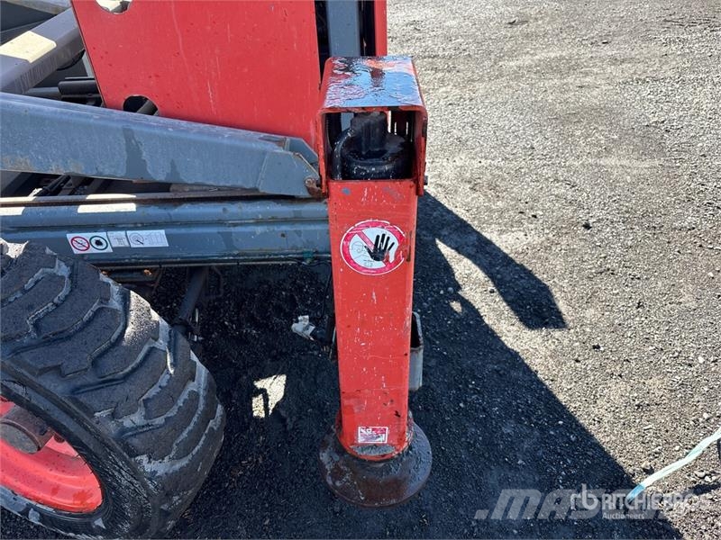 SkyJack SJ9250 RT Šķerveida pacēlāji