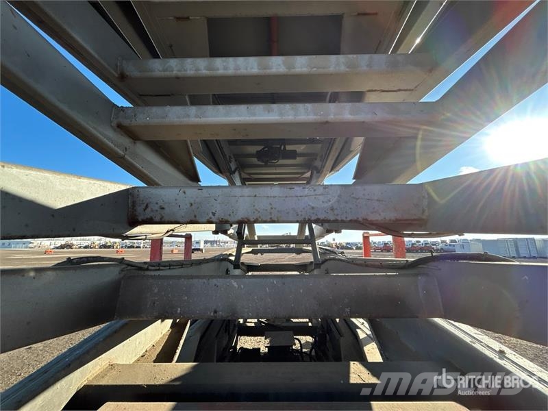 SkyJack SJ9250 RT 4x4 Diesel Scissor Lift رافعات مقصية الشكل