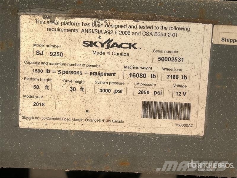 SkyJack SJ9250 RT 4x4 Dual Fuel Scissor Lift Scissor lifts