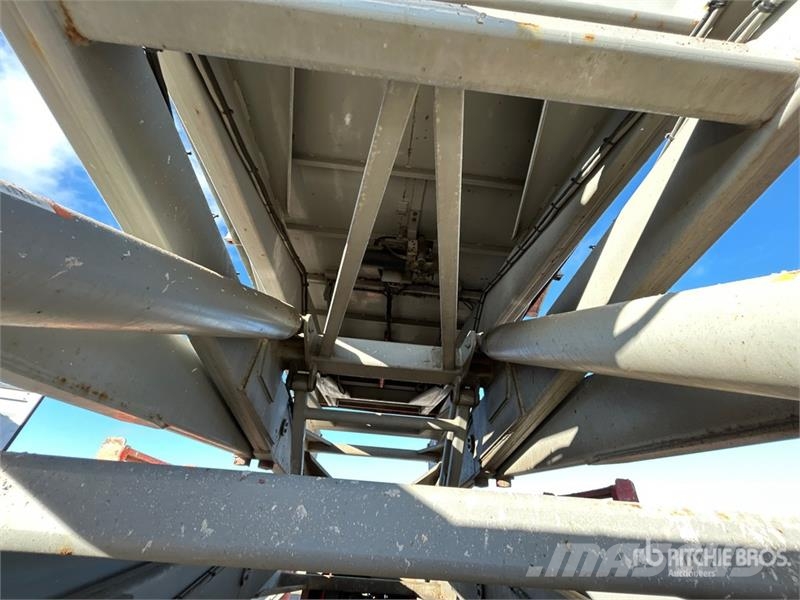 SkyJack SJ9250 RT 4x4 Diesel Scissor Lift رافعات مقصية الشكل