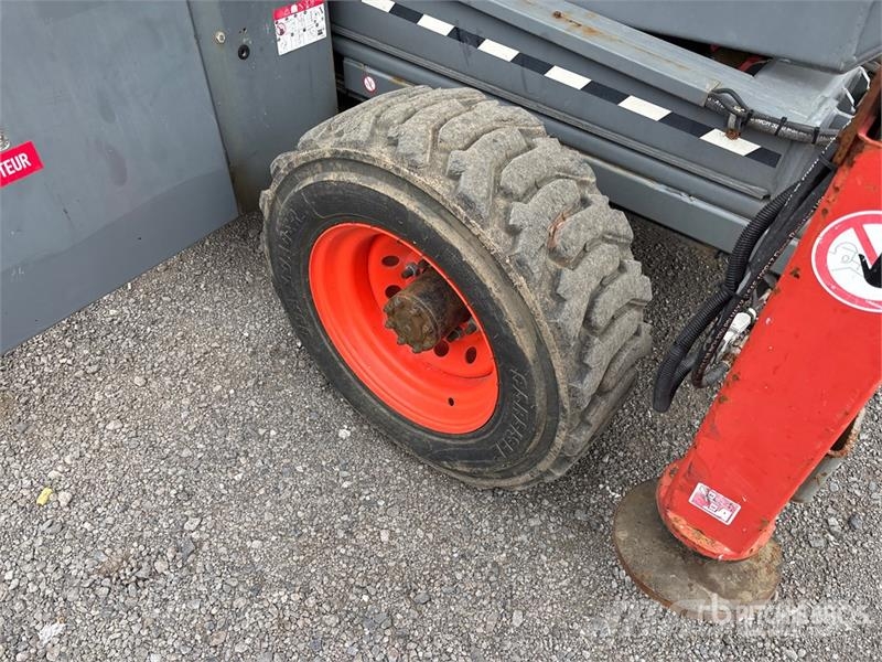 SkyJack SJ9250RT 4x4 Diesel Scissor Lift Ножични работни платформи
