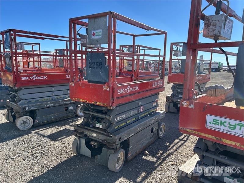 SkyJack SJII3219 Electric Scissor Lift Škaraste platforme