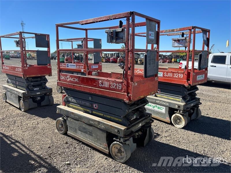 SkyJack SJII3219 Electric Scissor Lift Škaraste platforme