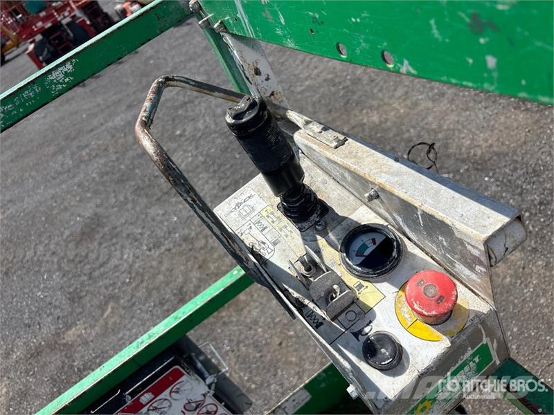 SkyJack SJII3219 Electric Scissor Lift Šķerveida pacēlāji