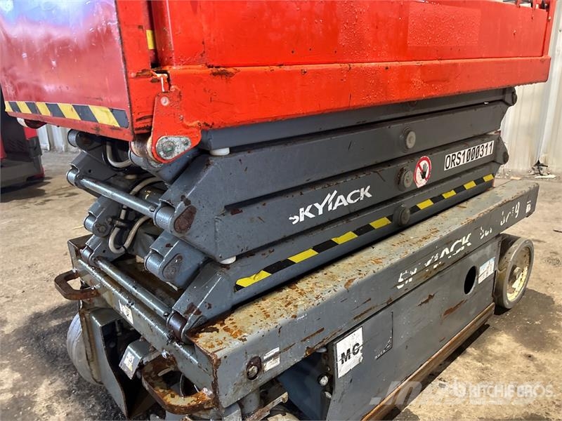 SkyJack SJII3219 Electric Scissor Lift Škaraste platforme