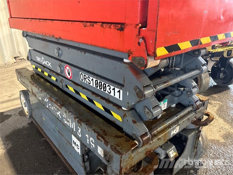 SkyJack SJII3219 Electric Scissor Lift Škaraste platforme