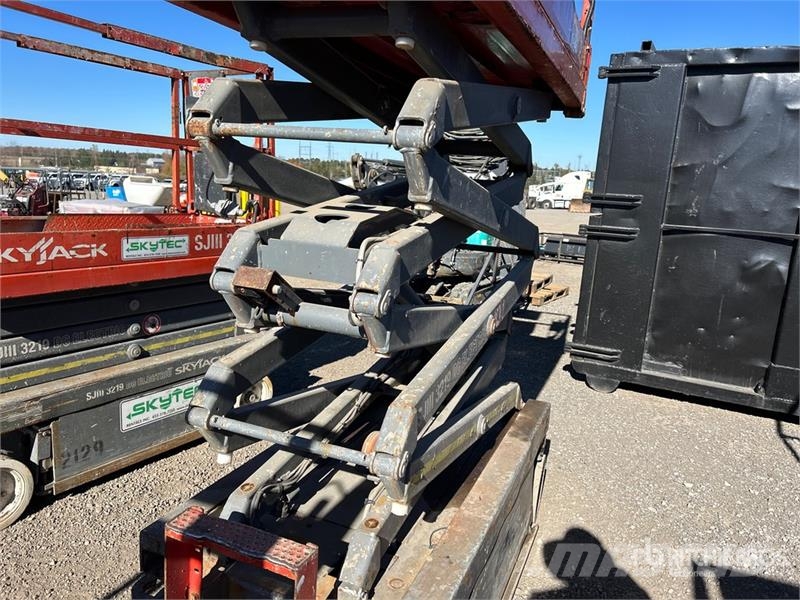 SkyJack SJII3219 Electric Scissor Lift Škaraste platforme