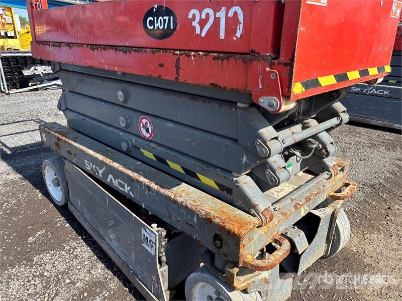 SkyJack SJIII-3219 Electric Scissor Lift Ανυψωτήρες ψαλιδωτής άρθρωσης