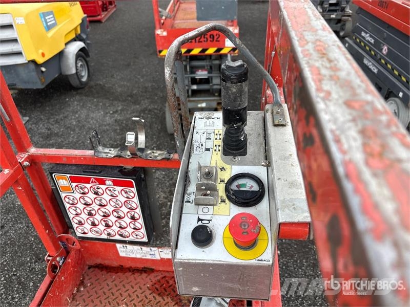SkyJack SJIII-3219 Electric Scissor Lift Scheren-Arbeitsbühnen