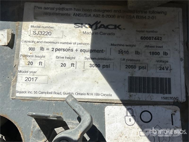 SkyJack SJIII 3220 Electric Scissor Lift Šķerveida pacēlāji