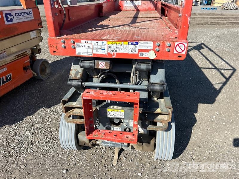 SkyJack SJIII 3220 Electric Scissor Lift Šķerveida pacēlāji