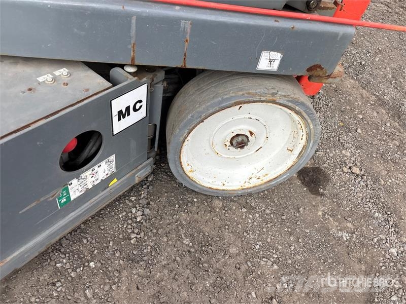 SkyJack SJIII 3226 Electric Scissor Lift Scheren-Arbeitsbühnen