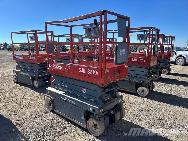 SkyJack SJIII3219 Škaraste platforme