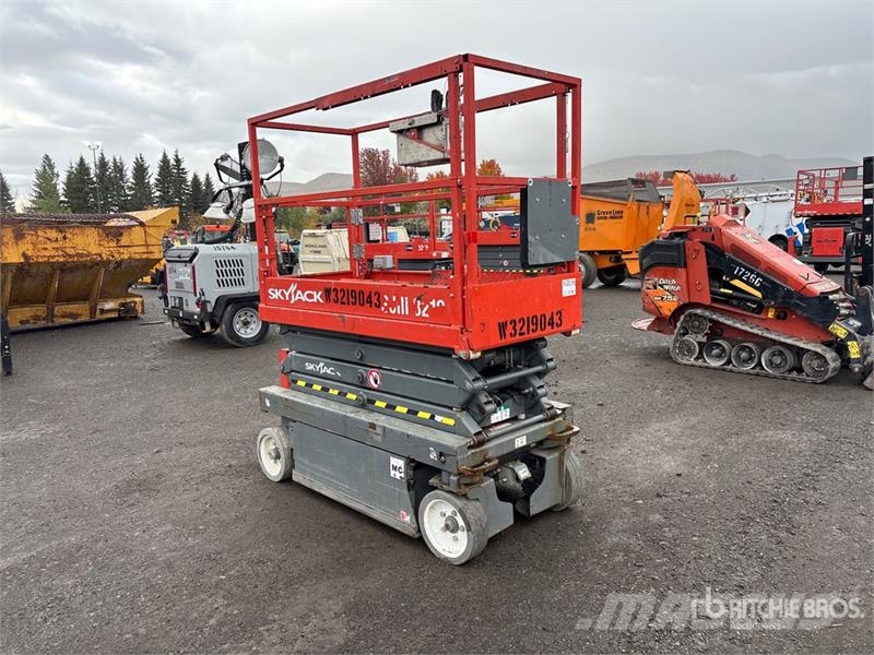 SkyJack SJIII3219 Šķerveida pacēlāji