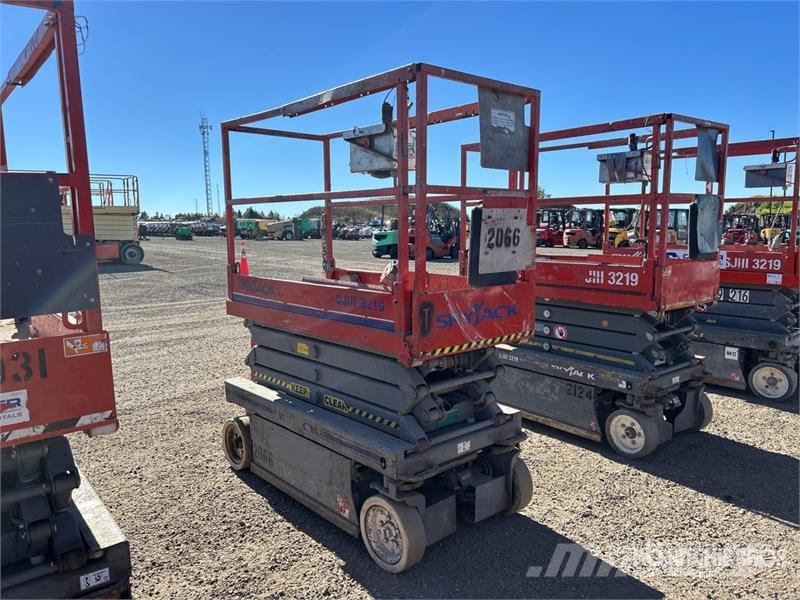 SkyJack SJIII3219 Škaraste platforme