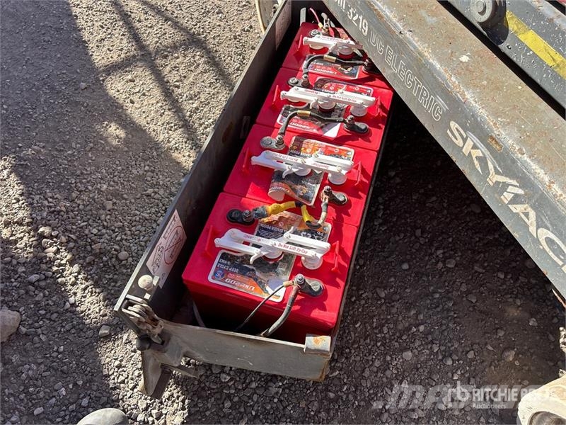 SkyJack SJIII3219 Ollós emelők