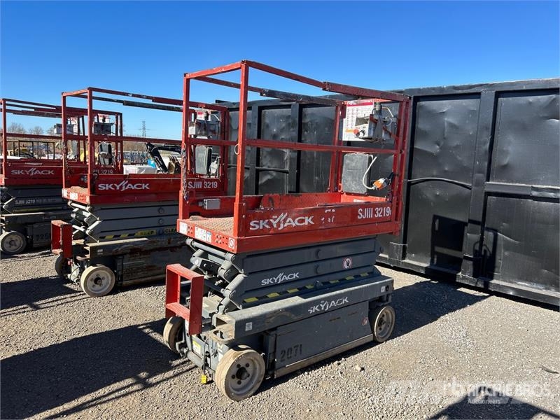 SkyJack SJIII3219 Škaraste platforme