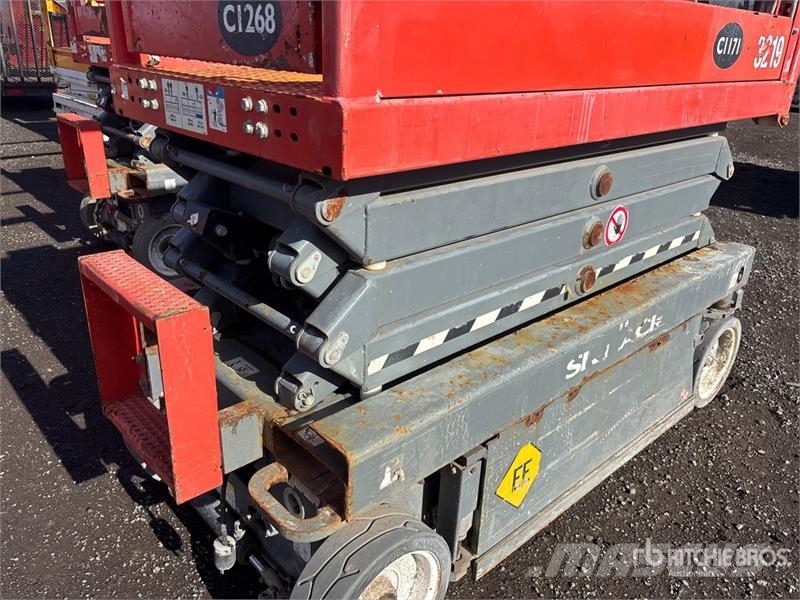 SkyJack SJIII3219 Šķerveida pacēlāji