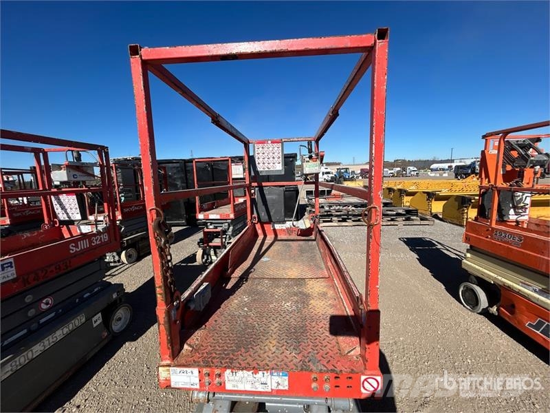SkyJack SJIII3219 Škaraste platforme