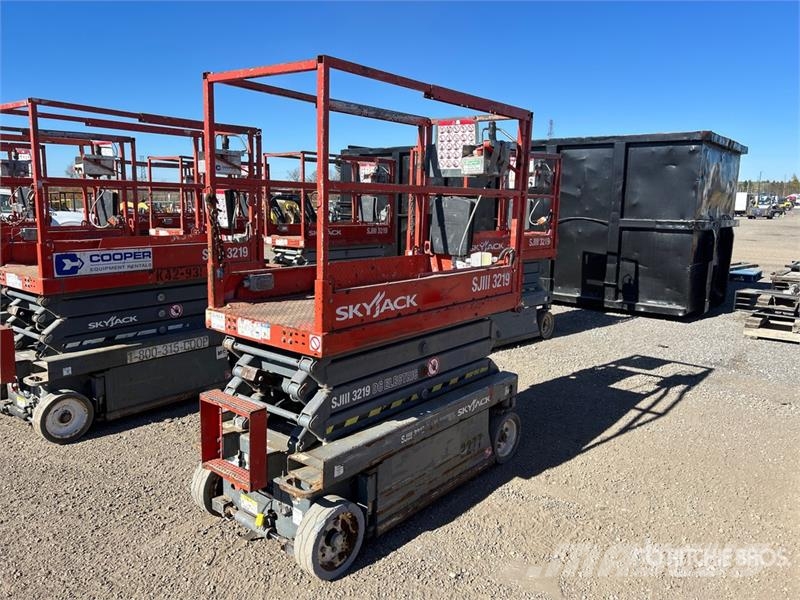 SkyJack SJIII3219 Škaraste platforme