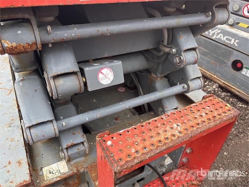 SkyJack SJIII3219 Scissor lifts