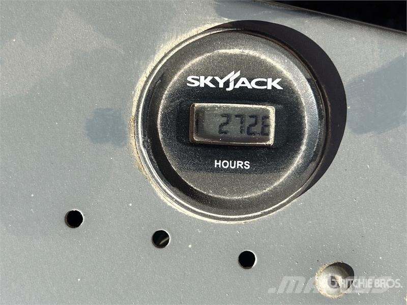 SkyJack SJIII3219 Šķerveida pacēlāji