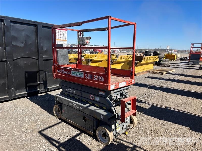 SkyJack SJIII3219 Škaraste platforme