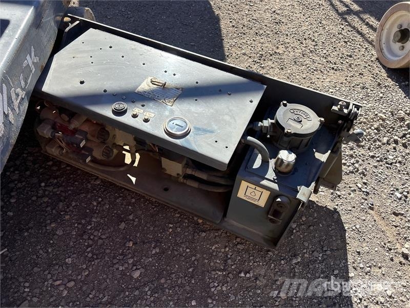 SkyJack SJIII3219 Škaraste platforme