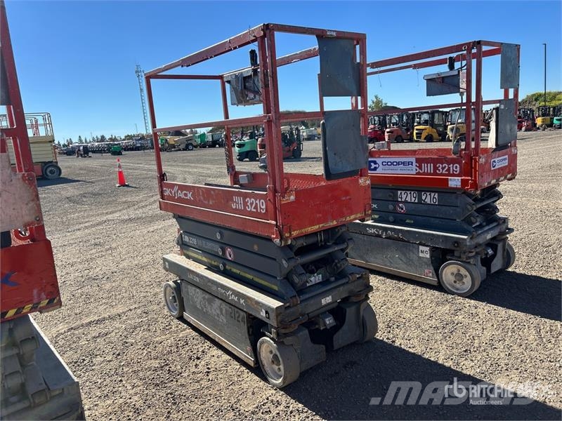 SkyJack SJIII3219 Škaraste platforme