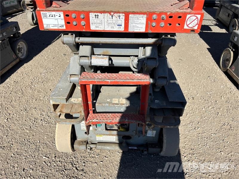 SkyJack SJIII3219 Škaraste platforme